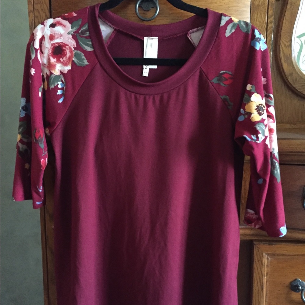 Ladies size Medium top